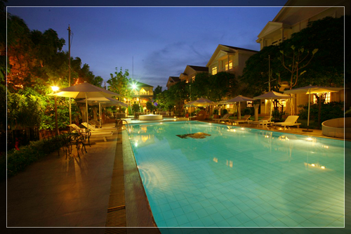 Hồ bơi - Hotel24h.net