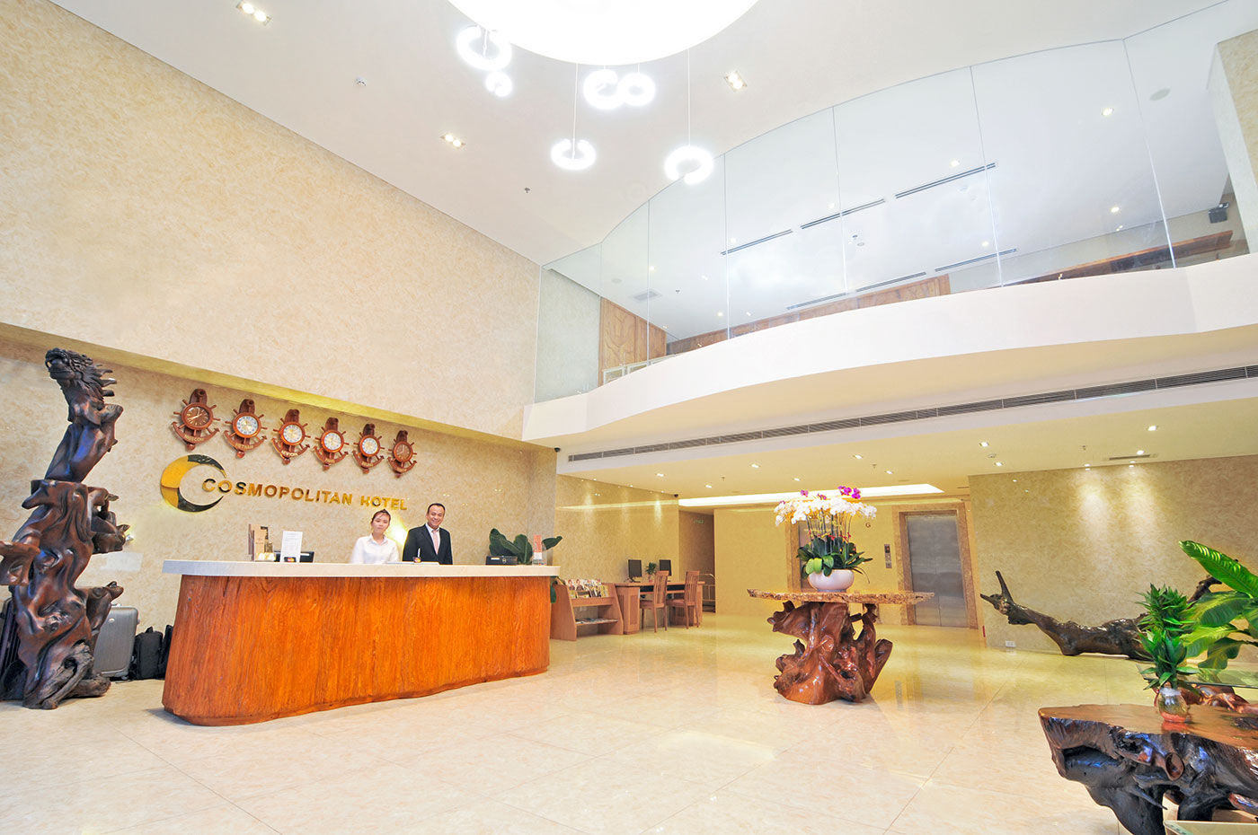 Lễ tân - Hotel24h.net