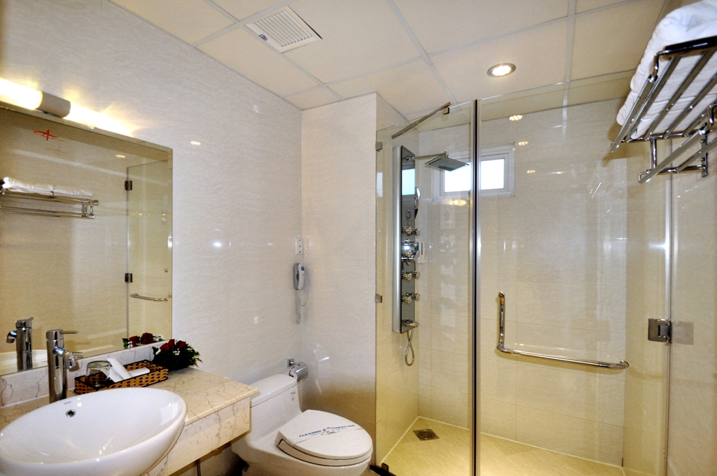 Phòng tắm - Hotel24h.net