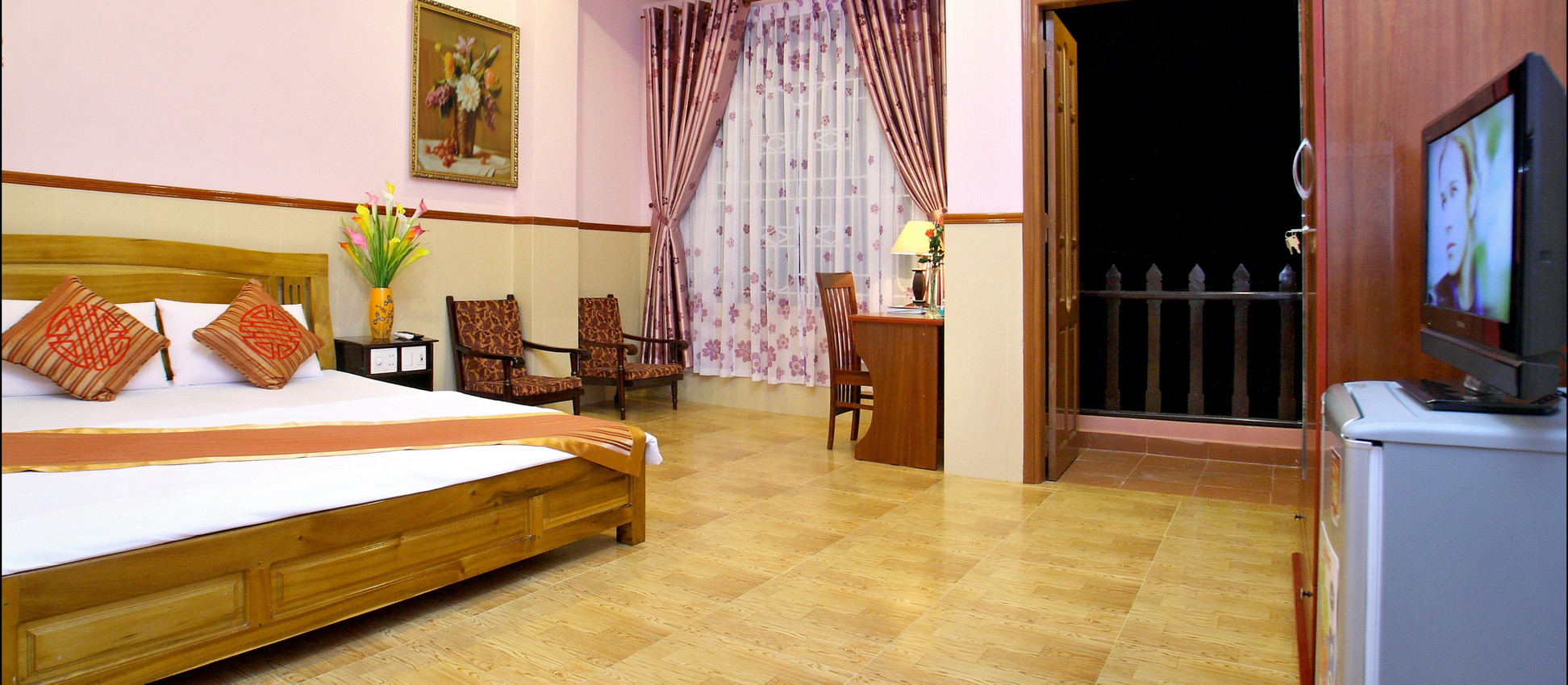 khach-san-hoa-my-2-phong-double-2-hotel24h.net.jpg