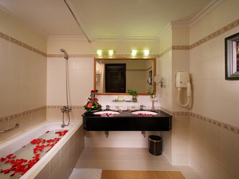 Phòng tắm - Hotel24h.net