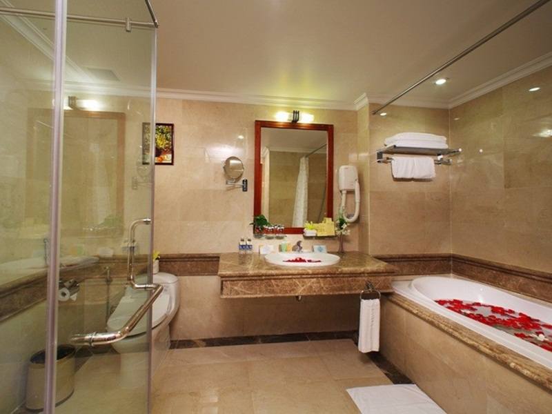 Phòng tắm - Hotel24h.net