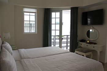 Hồ bơi - Hotel24h.net