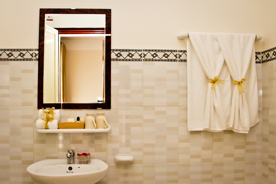 Phòng ngủ - Hotel24h.net