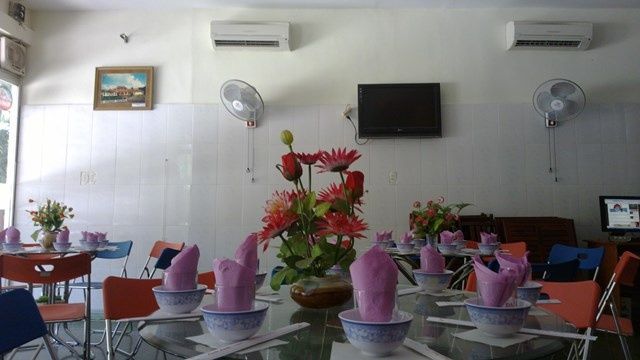 Nhà hàng - Hotel24h.net