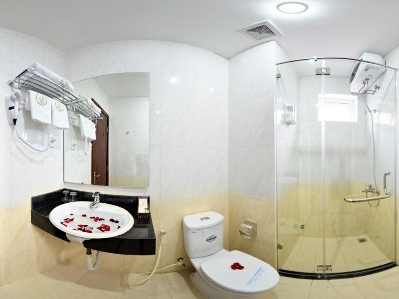 Phòng tắm - Hotel24h.net