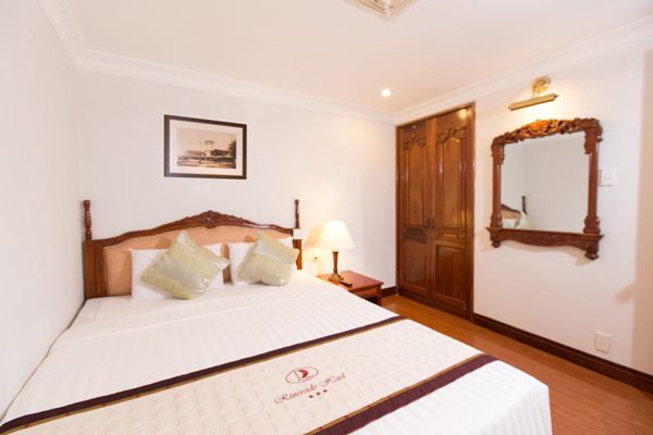 Phòng ngủ - Hotel24h.net