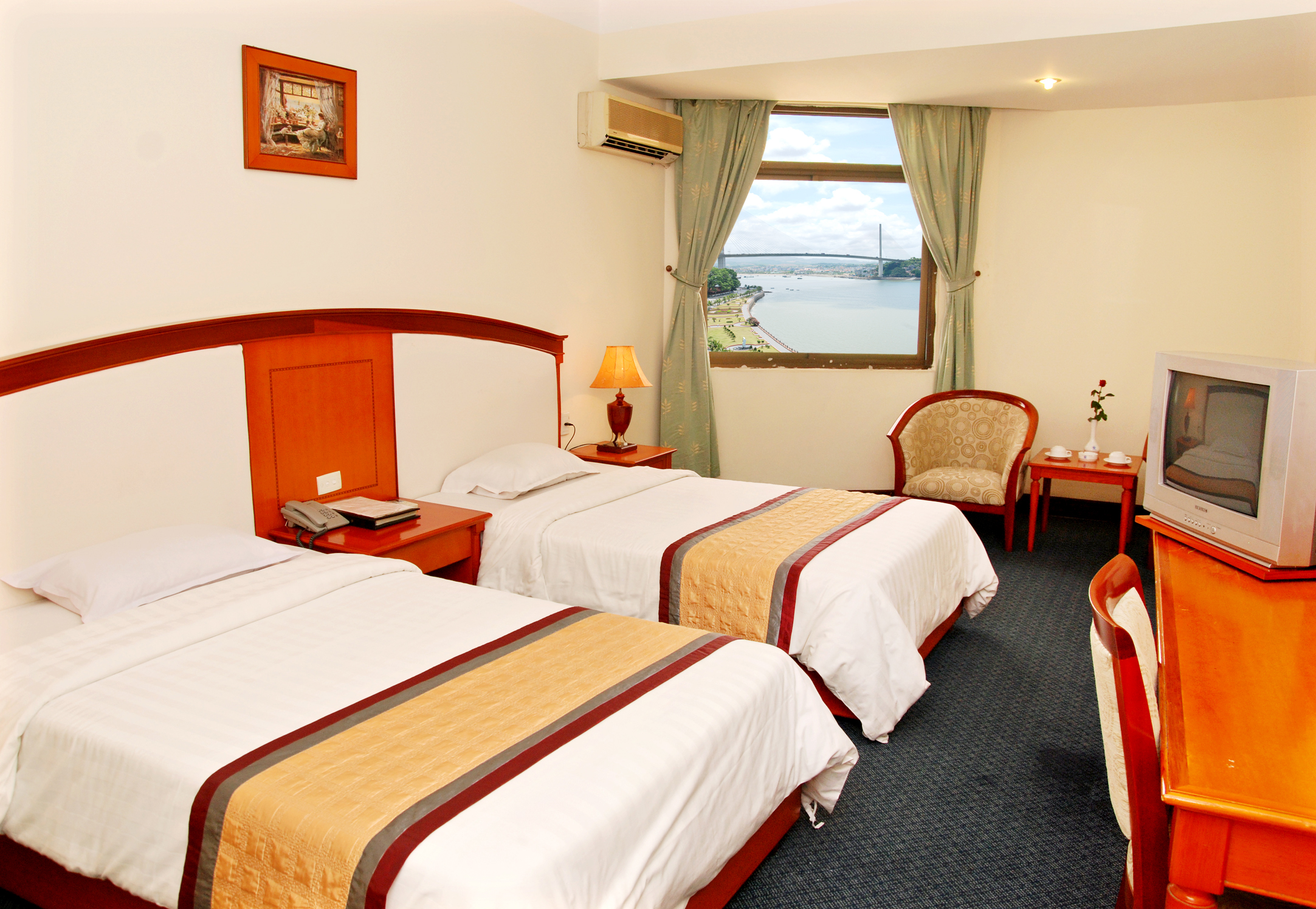 Phòng ngủ - Hotel24h.net