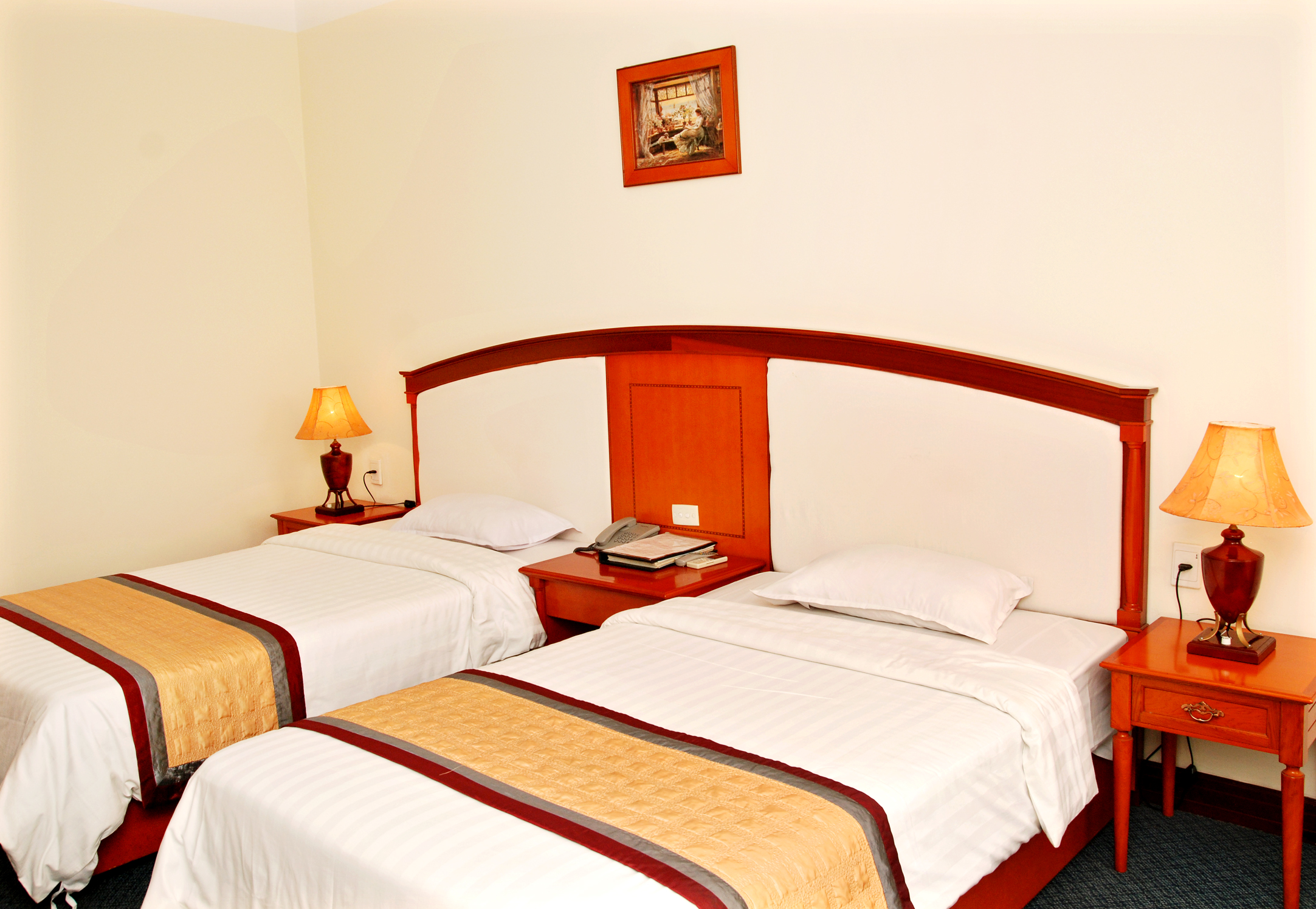 Phòng ngủ - Hotel24h.net