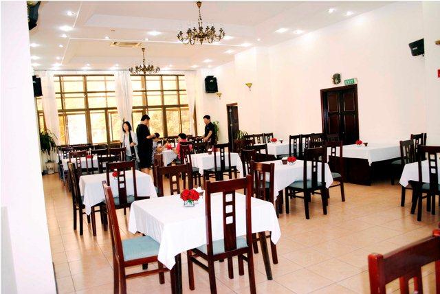 Nhà hàng - Hotel24h.net