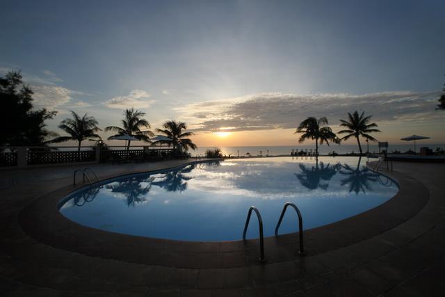 Hồ bơi - Hotel24h.net