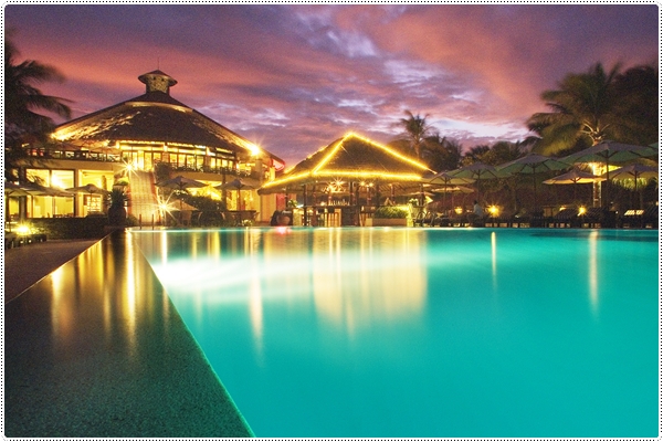 Hồ bơi - Hotel24h.net