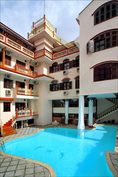 Hồ bơi - Hotel24h.net