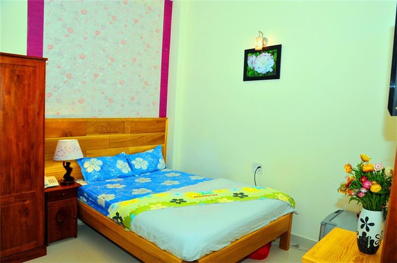 khach-san-da-lat-flower-phong-ngu-4-hotel24h.net.jpg