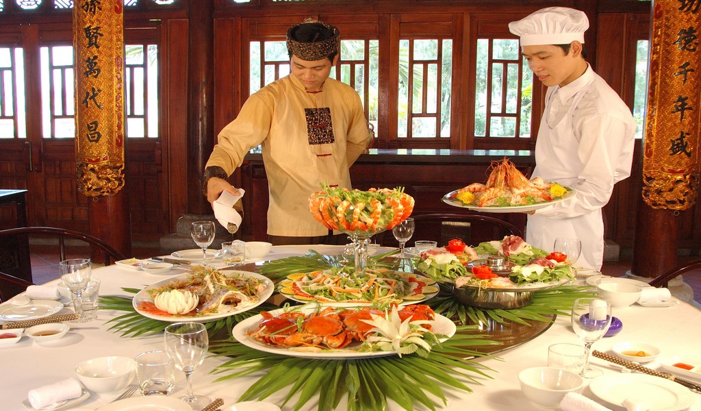 Nhà hàng - Hotel24h.net
