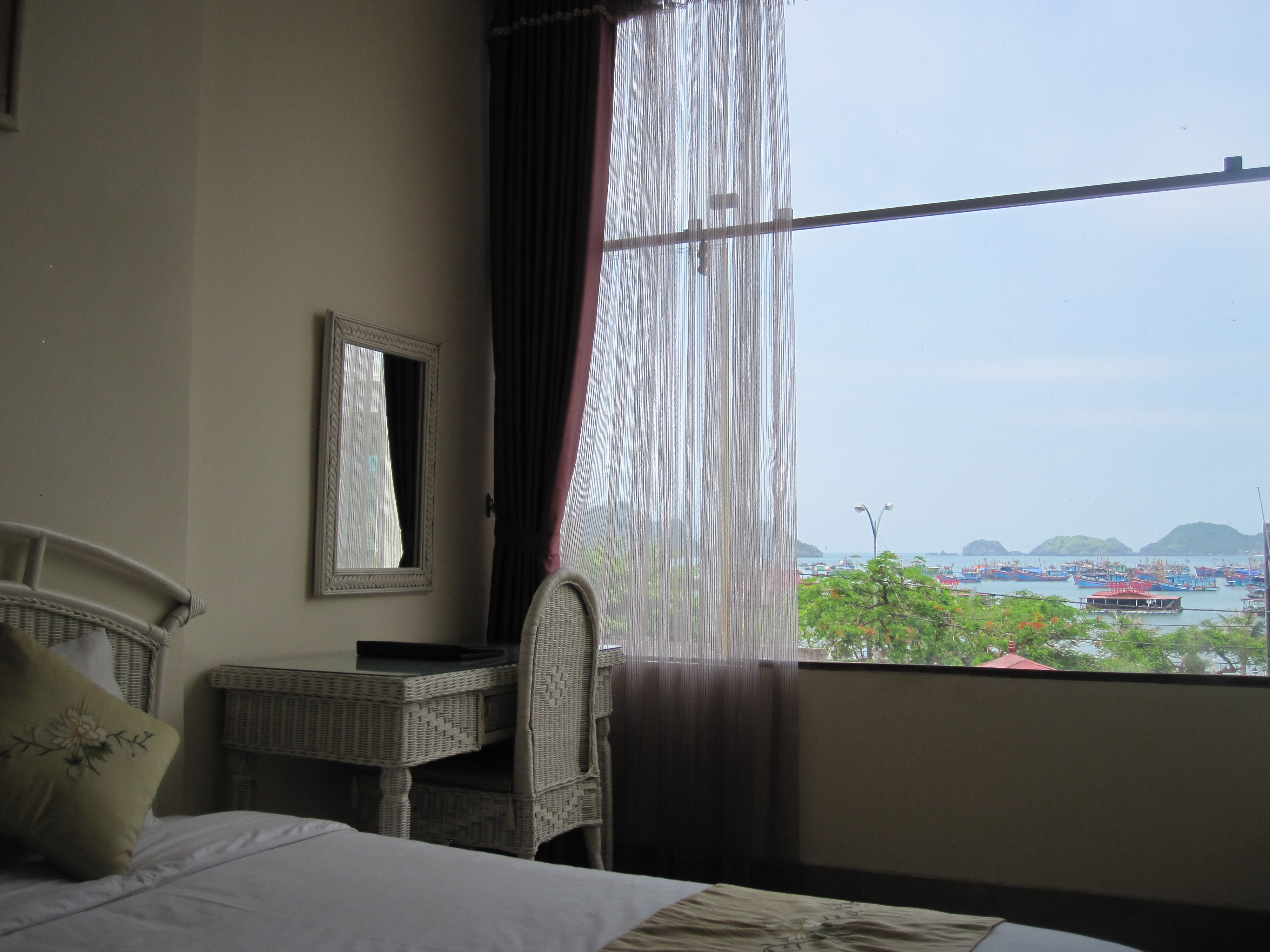 Phòng ngủ - Hotel24h.net