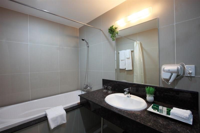 Phòng tắm - Hotel24h.net