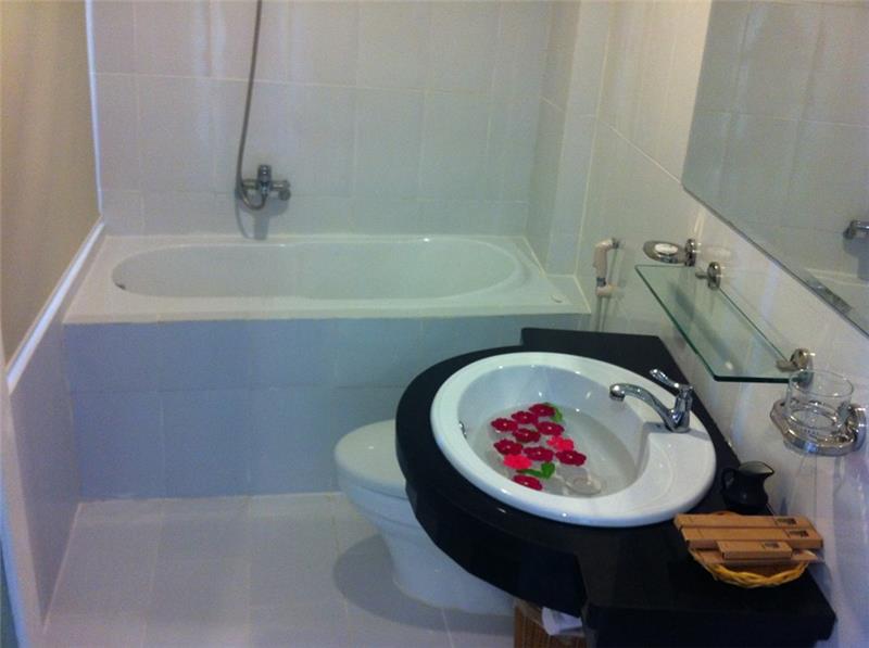 Phòng tắm - Hotel24h.net