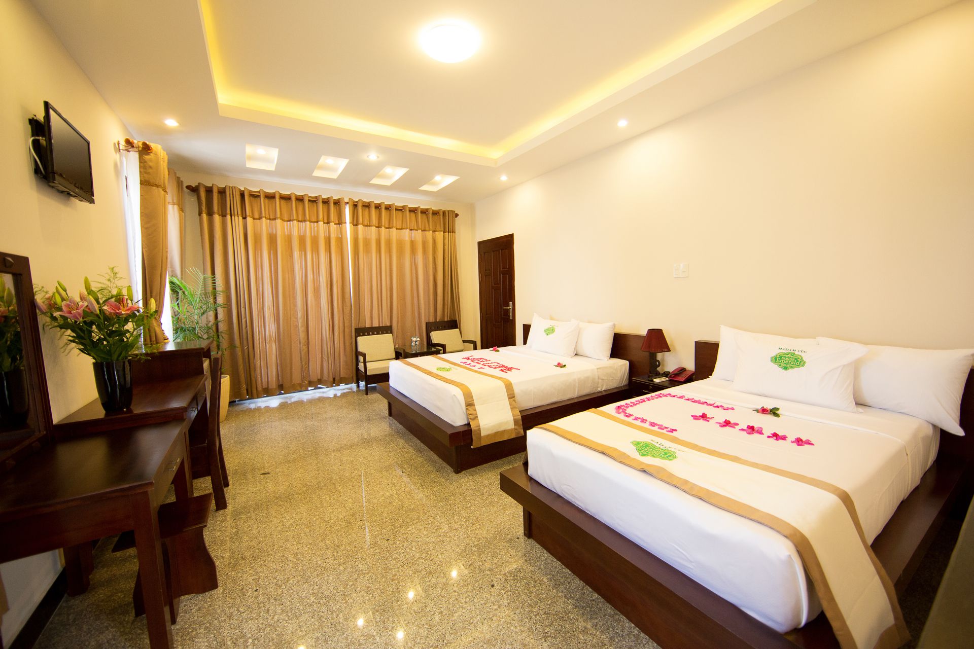 Phòng ngủ - Hotel24h.net