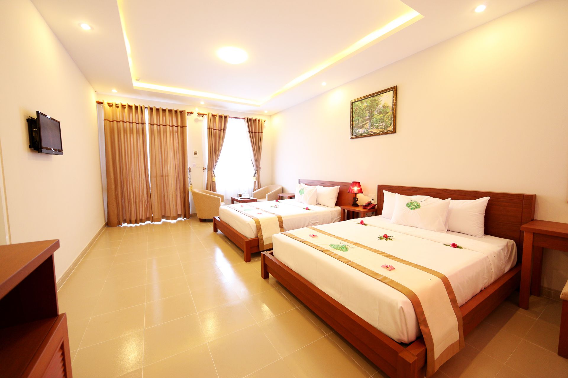 Phòng ngủ - Hotel24h.net