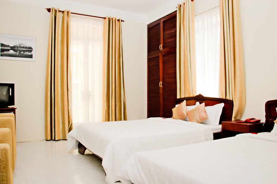khach-san-la-pennsee-1-phong-ngu-3-hotel24h.net.jpg