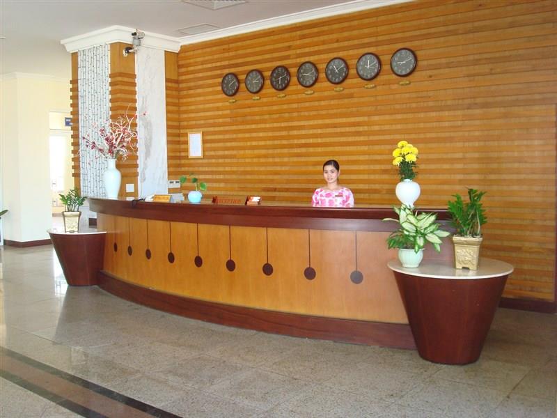 Lễ tân - Hotel24h.net