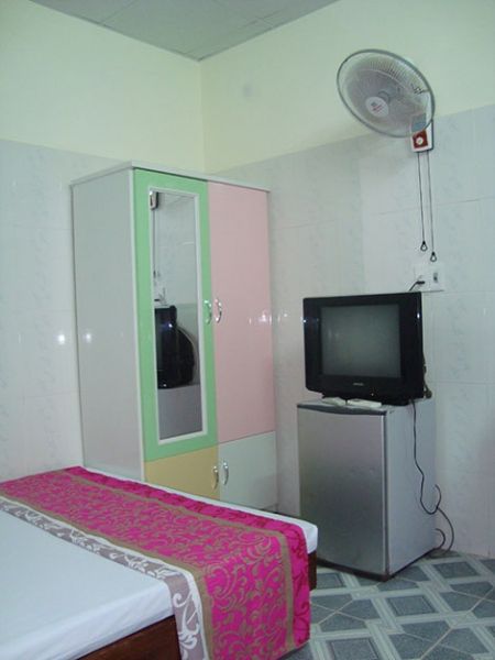 khach-san-anh-linh-phong-ngu-5-hotel24h.net.jpg