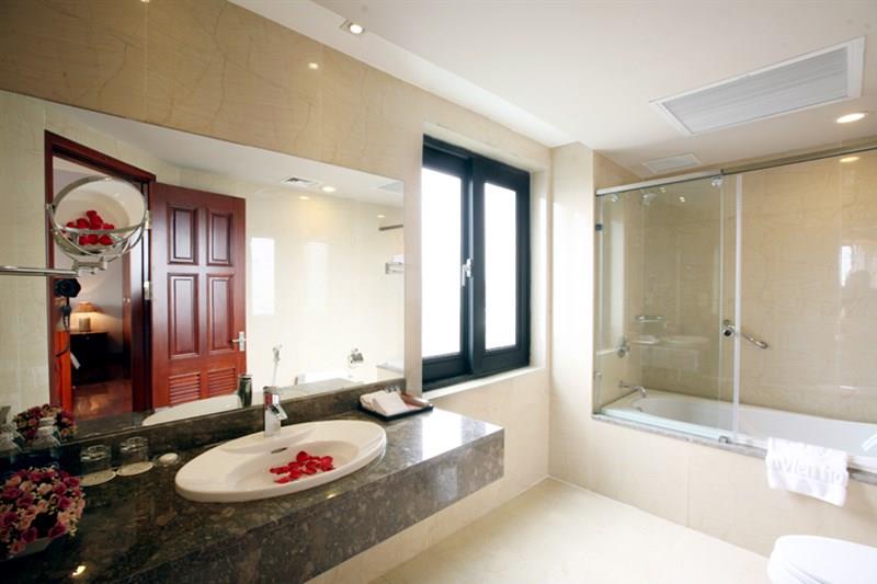 Phòng tắm - Hotel24h.net