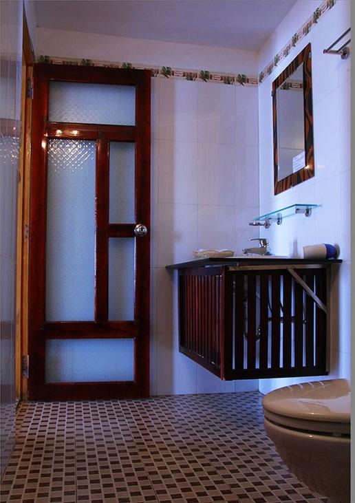 Phòng tắm - Hotel24h.net
