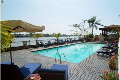 Hồ bơi - Hotel24h.net