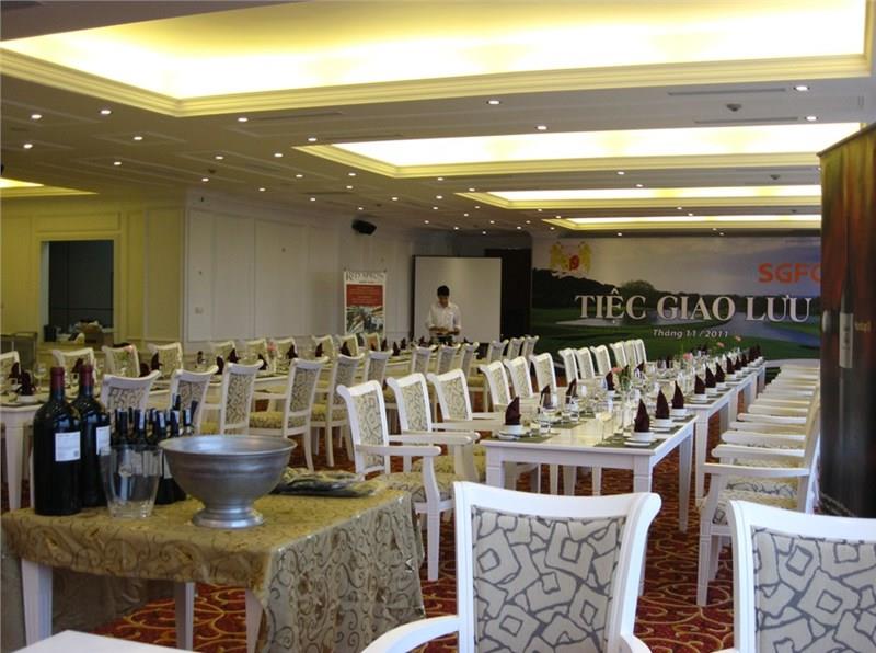 Tiệc giao lưu - Hotel24h.net