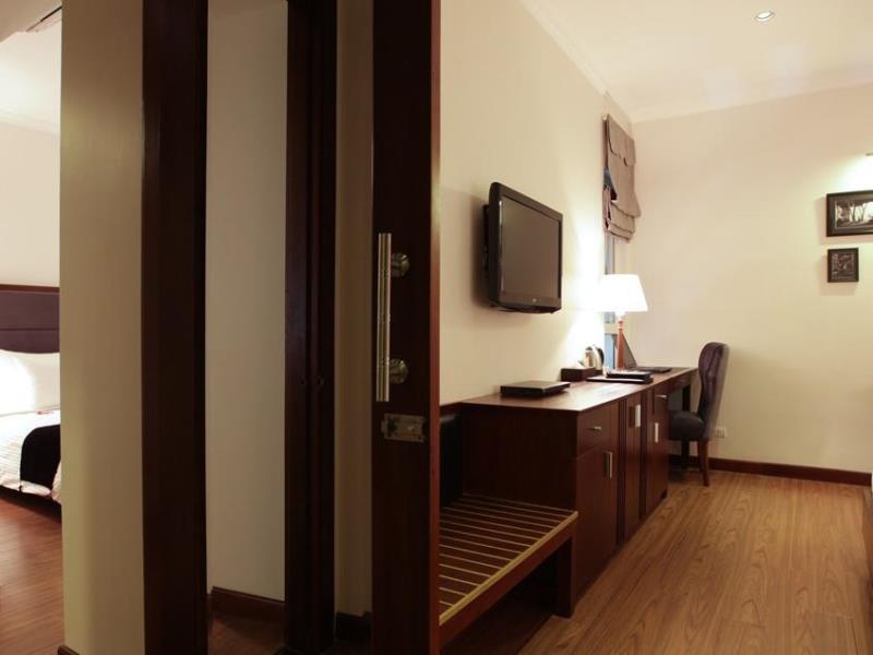 khach-san-essence-ha-noi-phong-ngu-7-hotel24h.net.jpg
