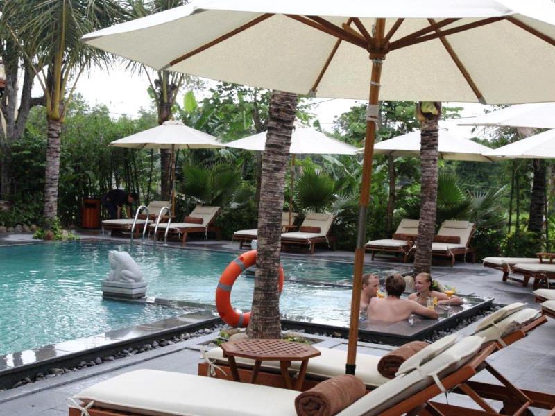 Hồ bơi - Hotel24h.net