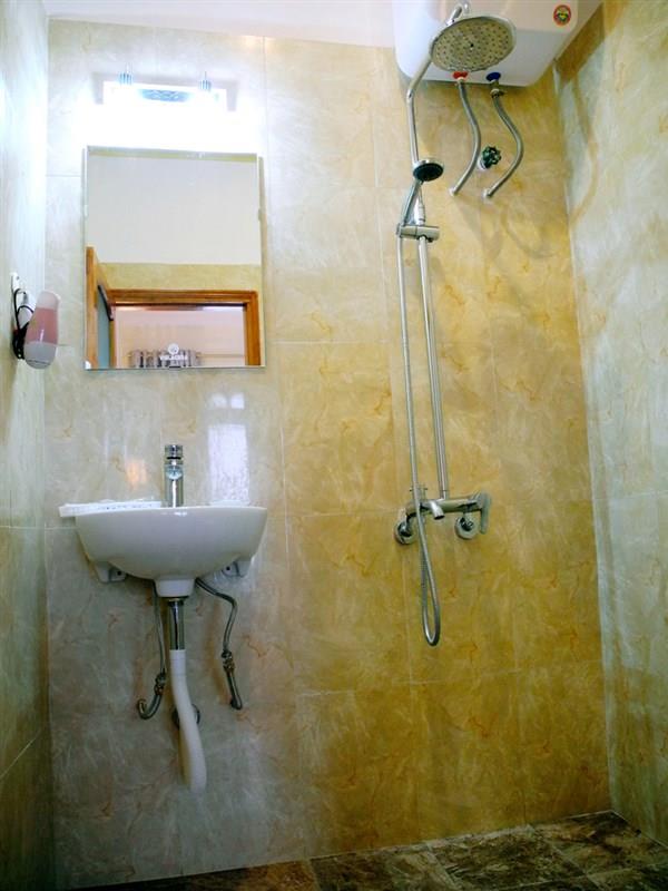 Phòng tắm - Hotel24h.net