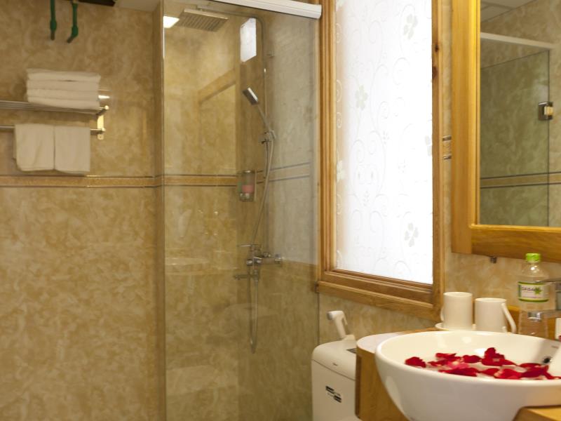 Phòng tắm - Hotel24h.net