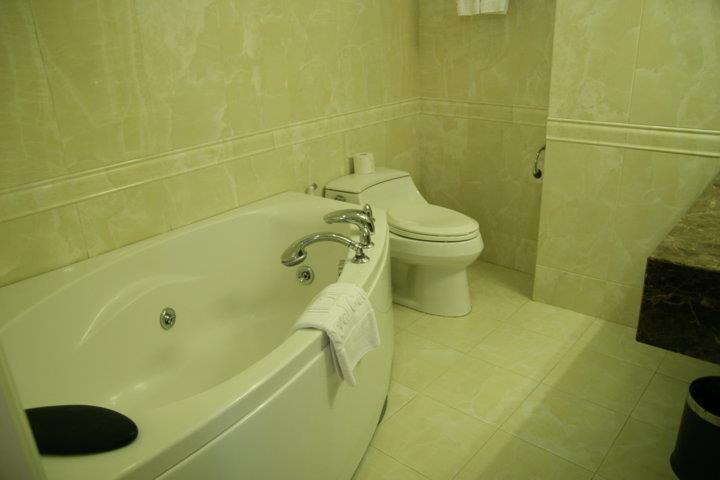 Phòng tắm - Hotel24h.net