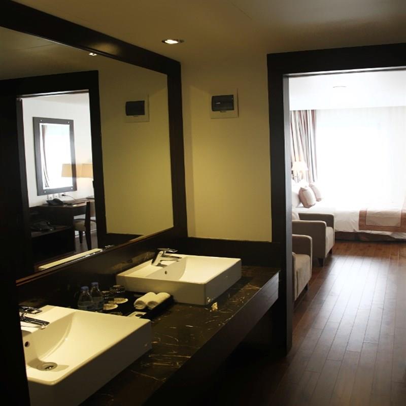 Phòng tắm - Hotel24h.net