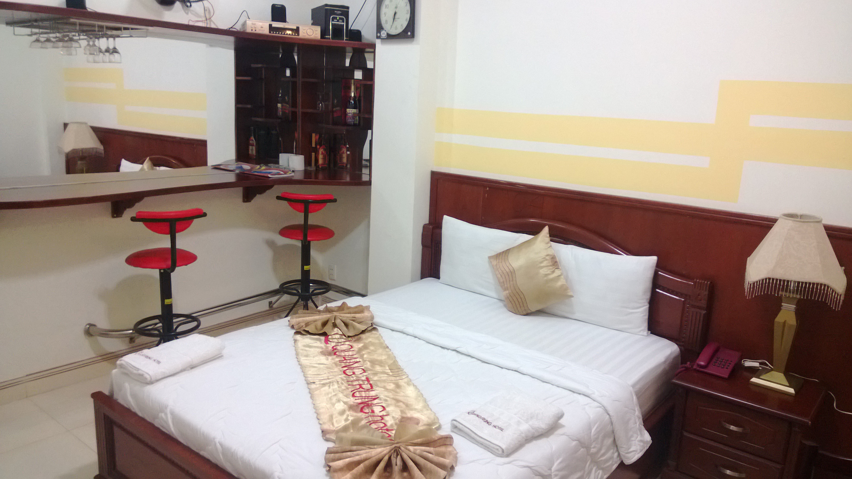 quang-trung-hotel-hotel24h.net