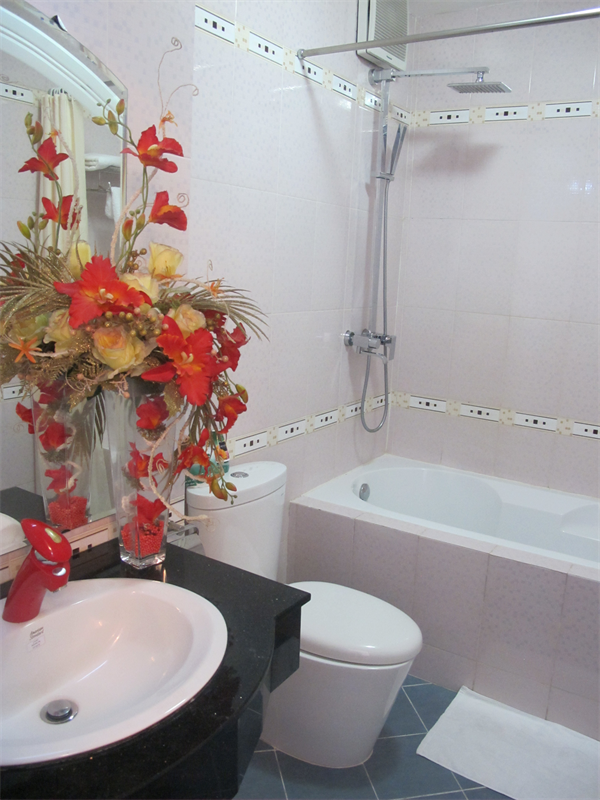 ellyse-nga-khanh-hotel-hotel24h.net