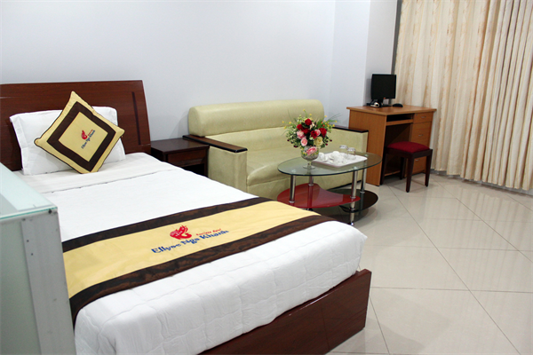 ellyse-nga-khanh-hotel-hotel24h.net