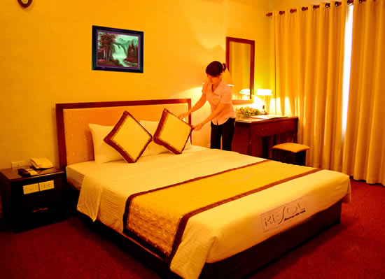 khach-san-vuong-hoan-phong-ngu-6-hotel24h.net.jpg