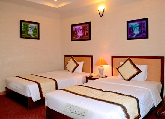 khach-san-vuong-hoan-phong-ngu-1-hotel24h.net.jpg