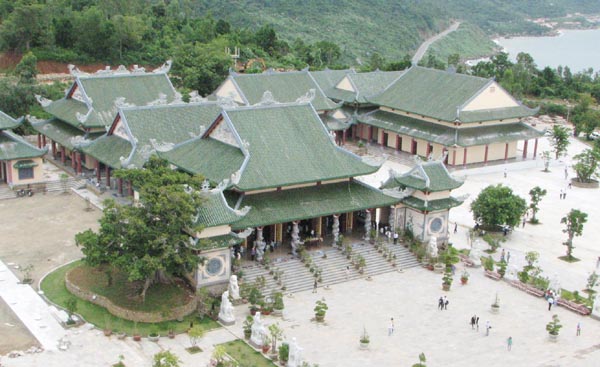 ChuaLinhUng3.jpg