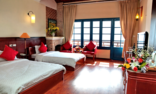 bamboo_room_deluxe_center_1371104115.jpg