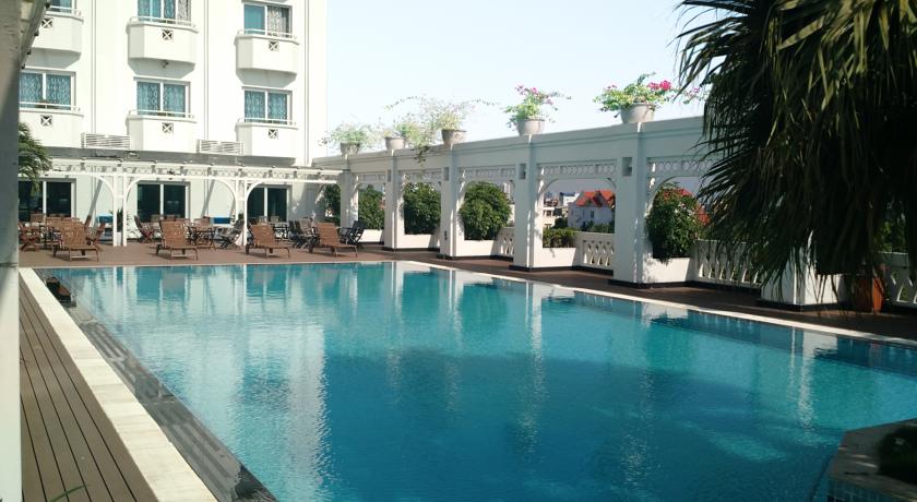 Đặt phòng khách sạn