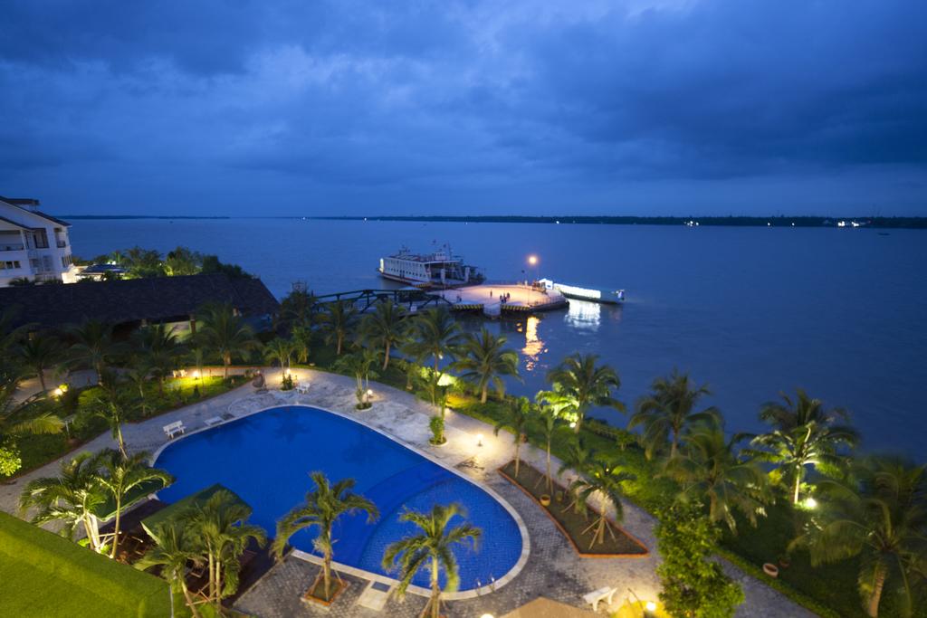 Đặt phòng khách sạn