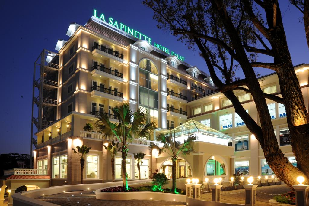 Đặt phòng khách sạn