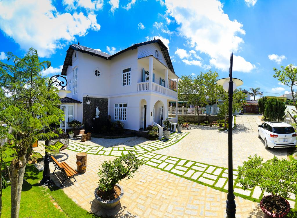 Đặt phòng khách sạn