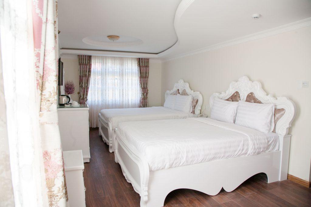 Đặt phòng khách sạn