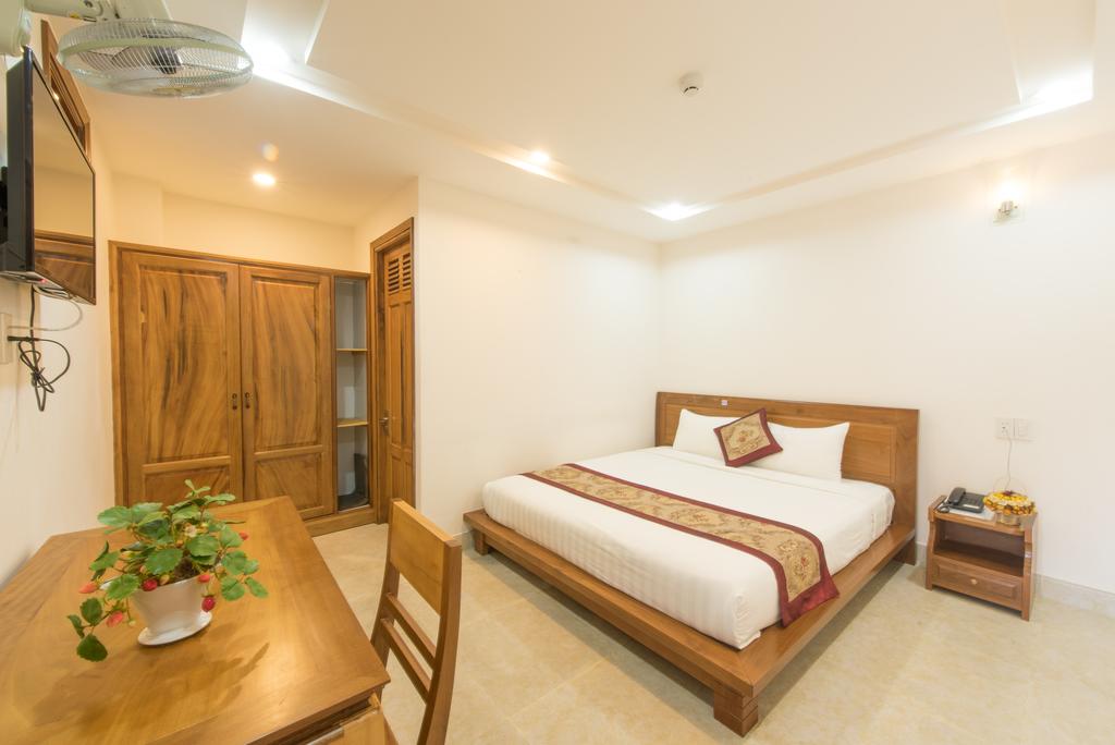 Đặt phòng khách sạn